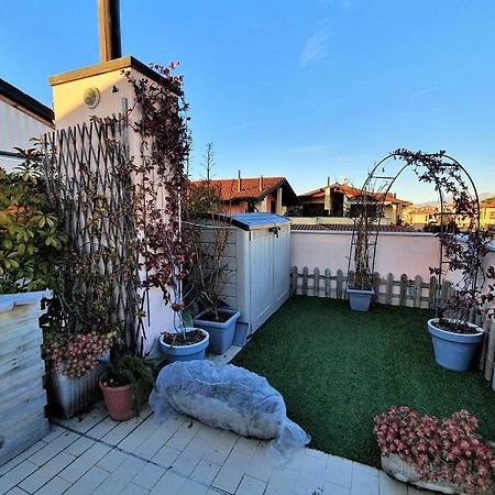 Il Torchio Rooftop Apartment With Wide Terrace Σιρμιόνε Εξωτερικό φωτογραφία